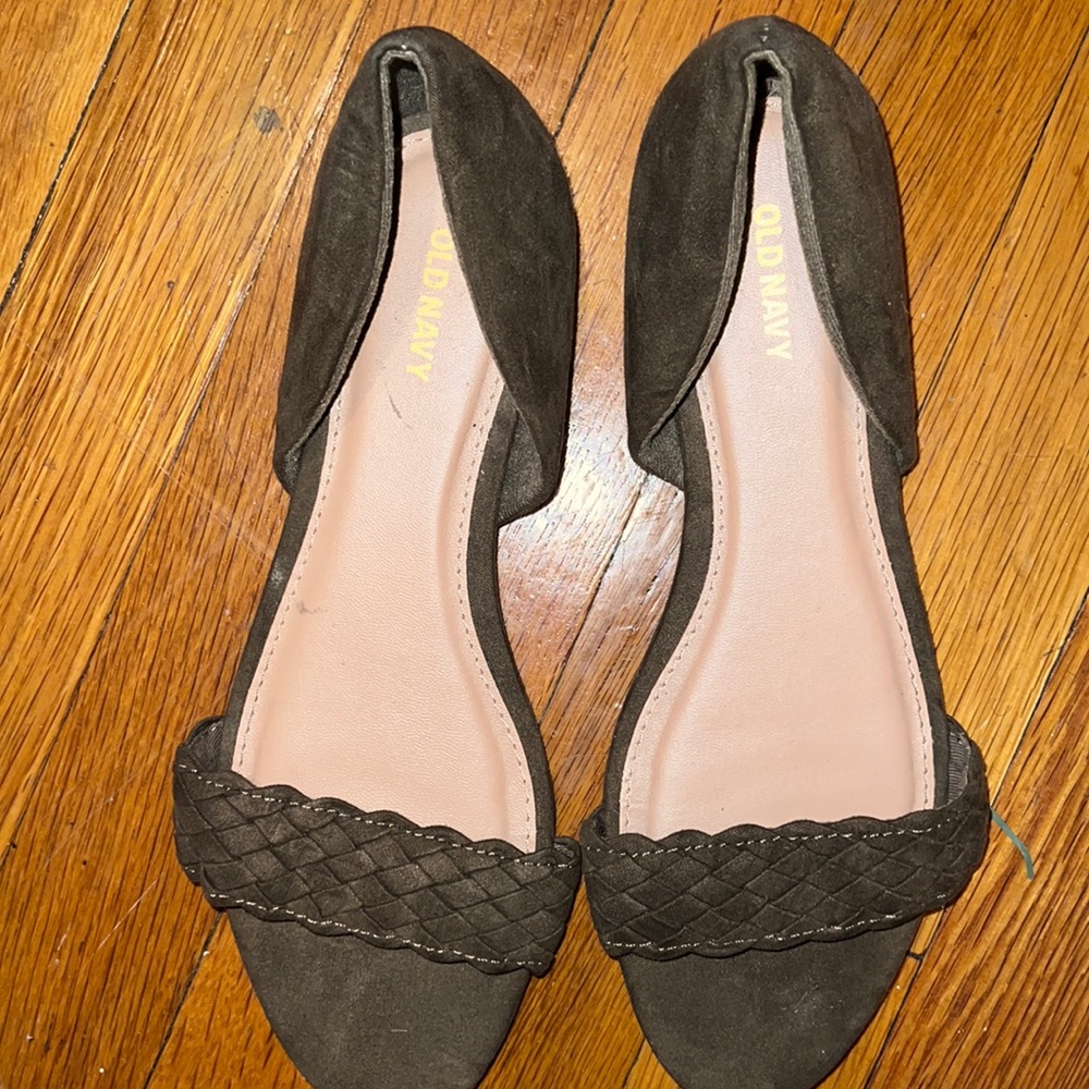 Old Navy slides in Shoe